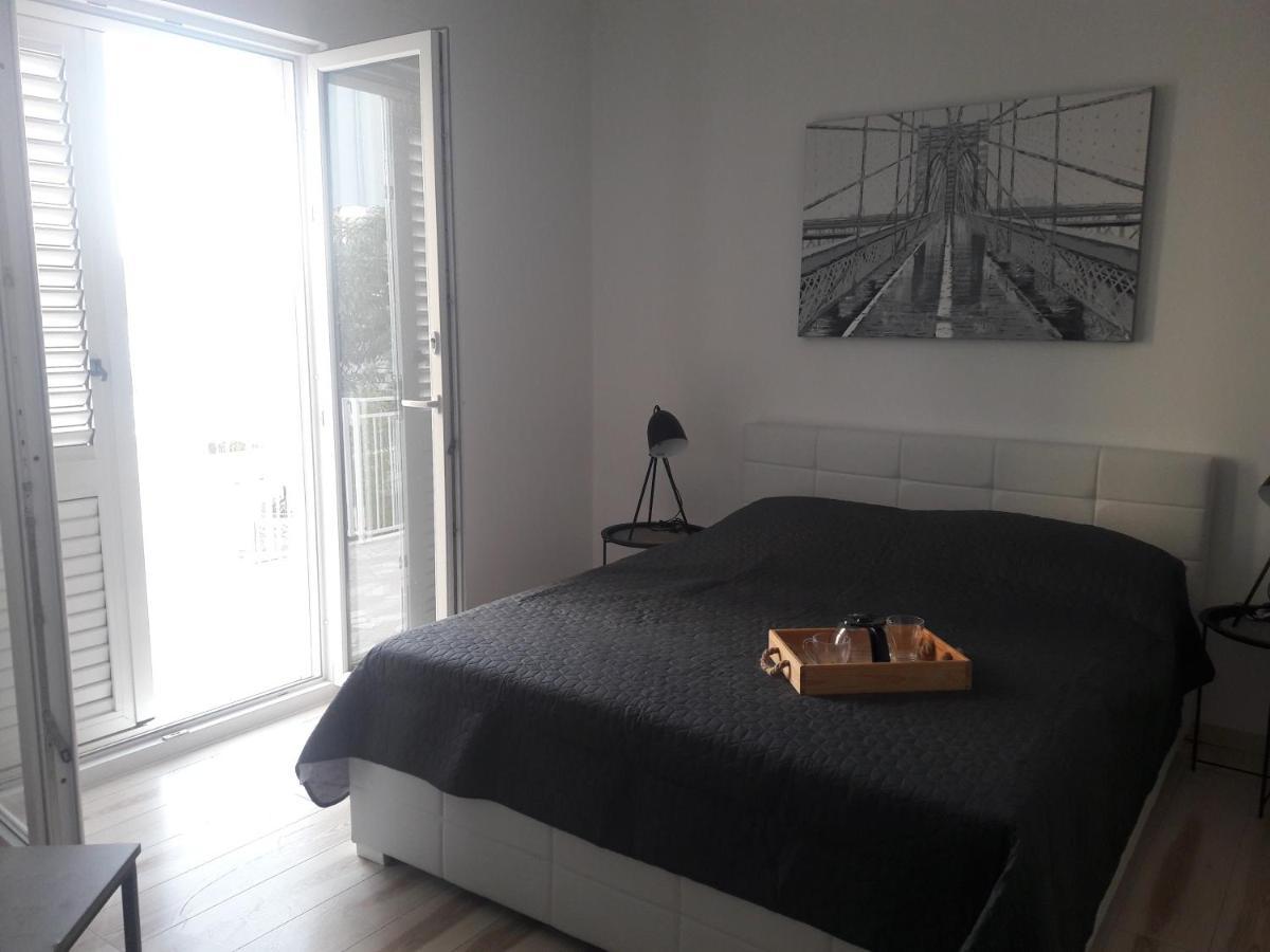 Apartment Tea Примоштен Экстерьер фото
