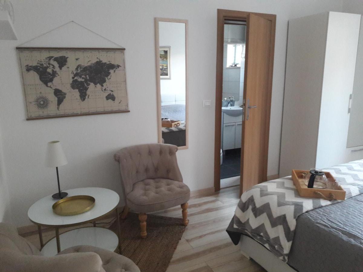 Apartment Tea Примоштен Экстерьер фото