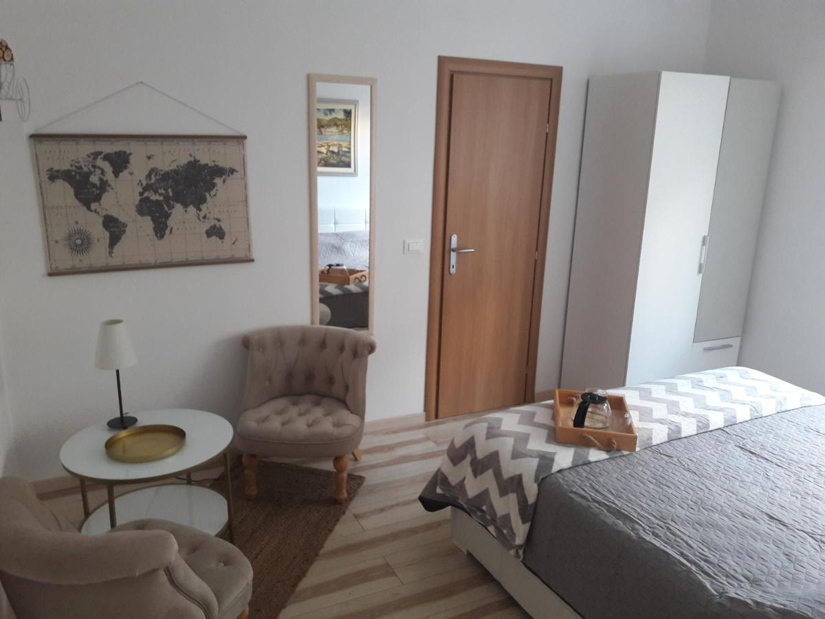 Apartment Tea Примоштен Экстерьер фото
