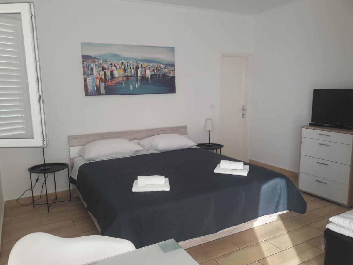 Apartment Tea Примоштен Экстерьер фото