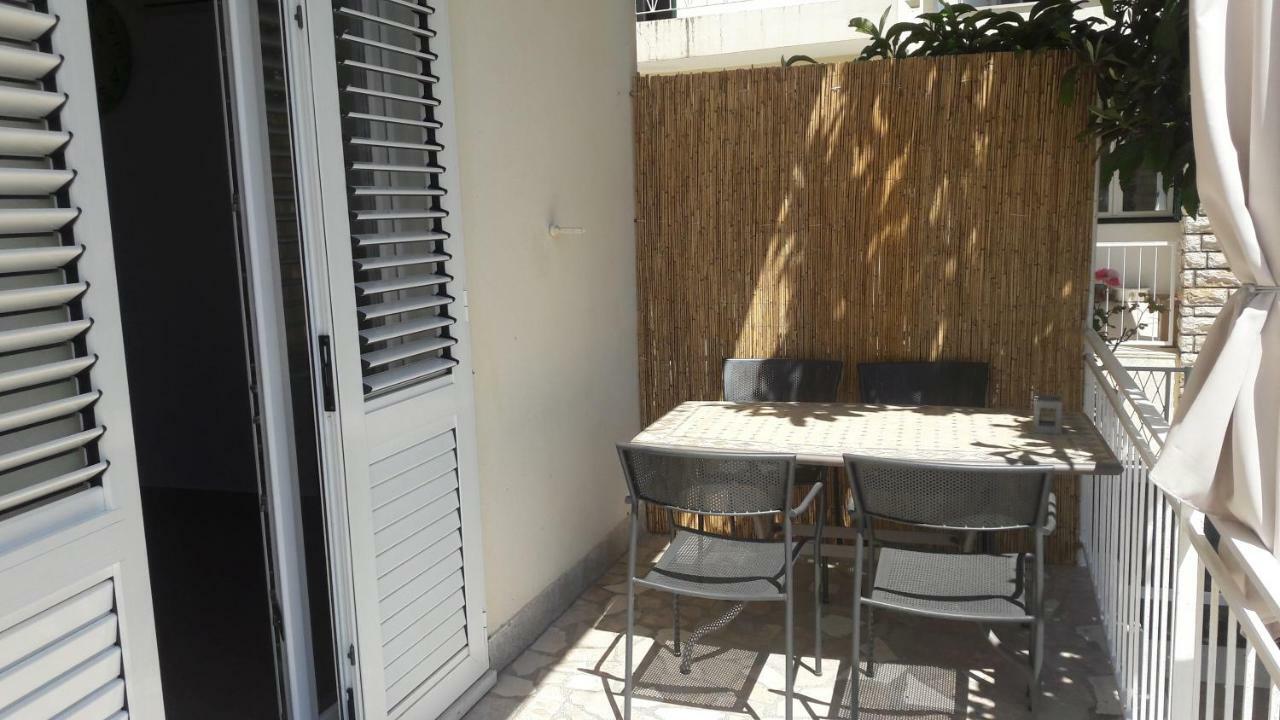Apartment Tea Примоштен Экстерьер фото